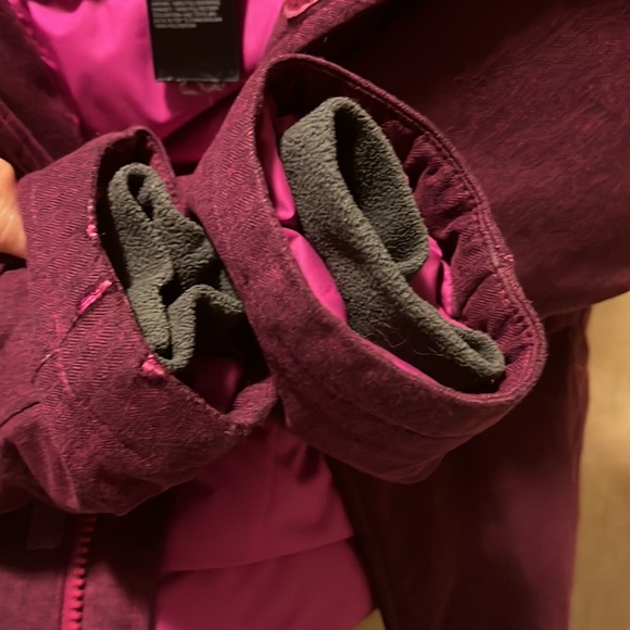 North face Hyvent 550 Down Jacket Youth Small 7/8 Burgundy Purple Wine Color - Picture 8 of 11